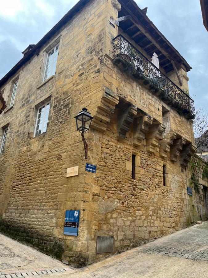 Chez Alice Appartement En Plein Centre Ville Sarlat-la-Canéda Kültér fotó