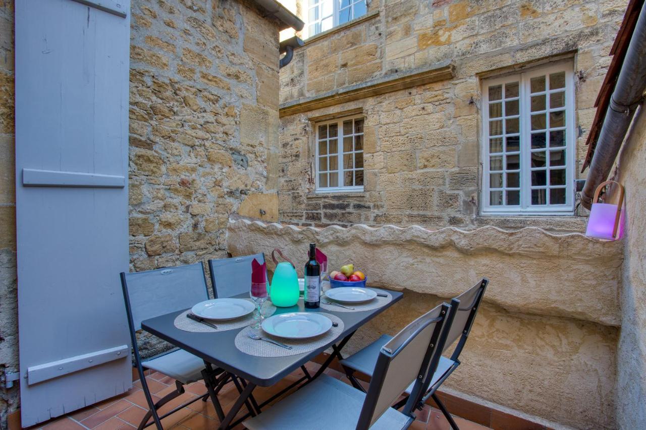 Chez Alice Appartement En Plein Centre Ville Sarlat-la-Canéda Kültér fotó